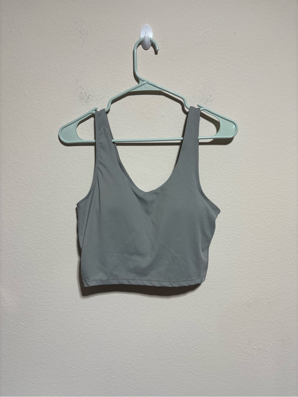 lululemon athletica Light Gray Scoop Neck bra